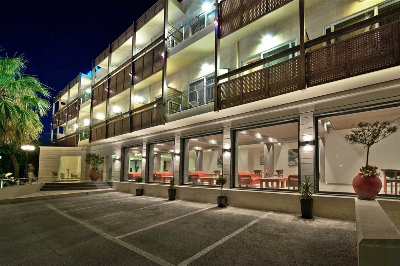 Minos Hotel 레팀노 외부 사진